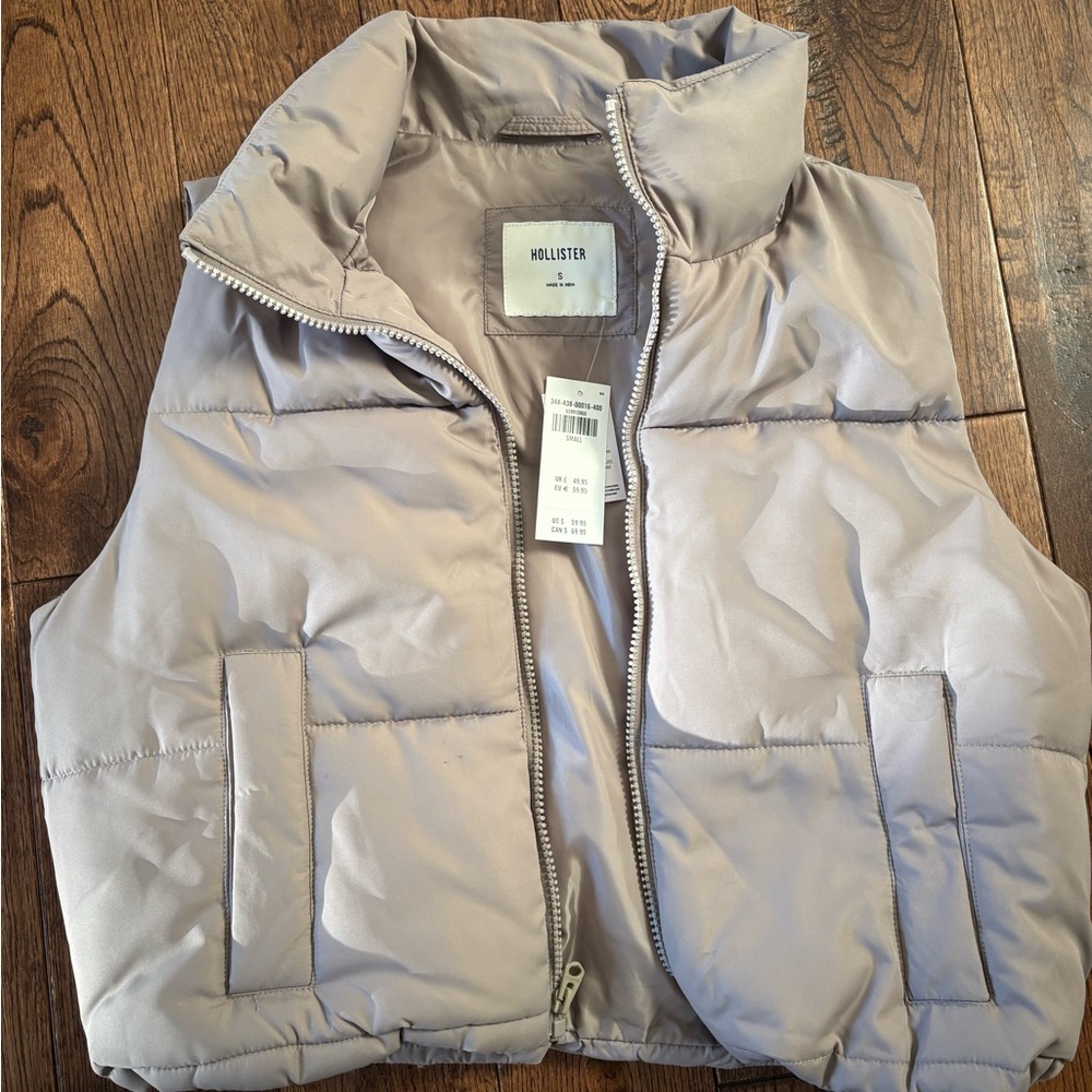 Hollister Taupe Puffer Jacket